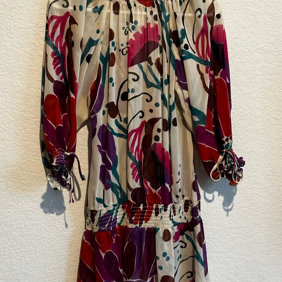 Marciano Multi Color Puffy Sleeve Silk Blouse Size SP - Picture 6 of 6